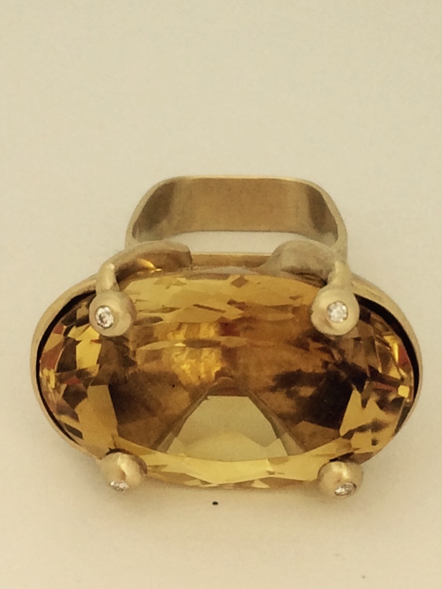 14K Gold Ring with Citrine and Diamonds